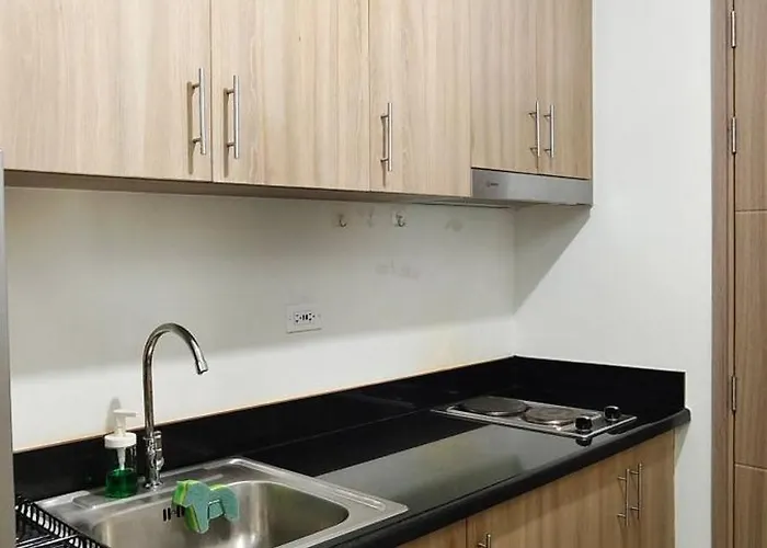 Stand Out And Cozy Unit At Shore 2 Tower 3 *