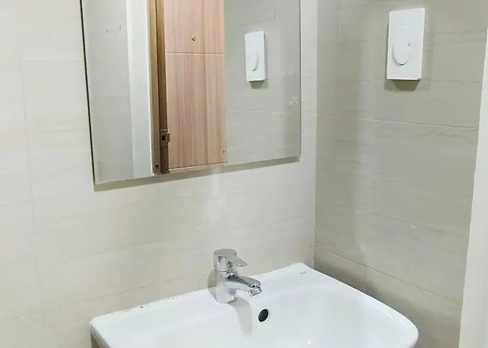 Stand Out And Cozy Unit At Shore 2 Tower 3 *